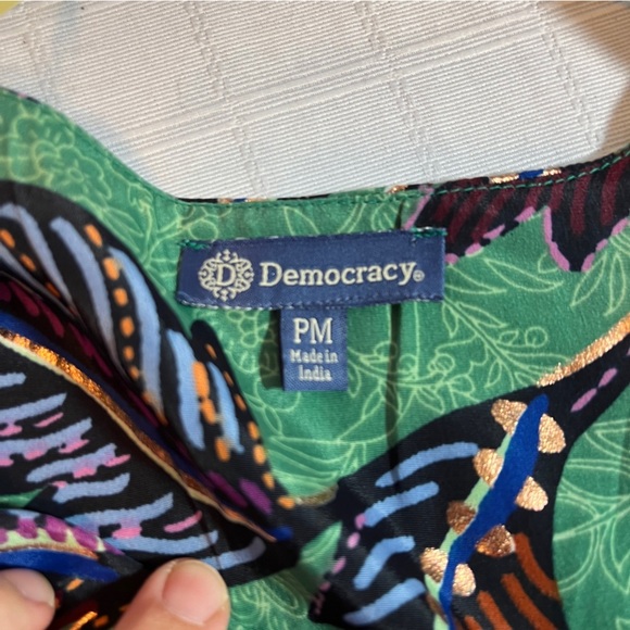 Democracy Leaf Print V-Neck Blouse Metallic Cottagecore Cropped Women's PM - Picture 8 of 12